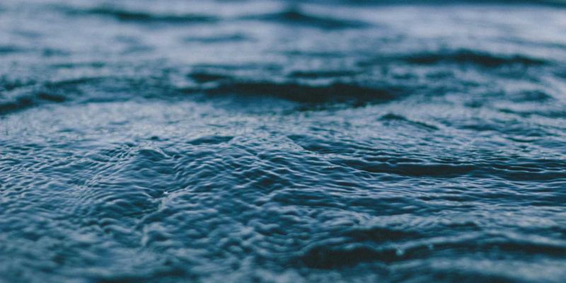 编程服务与网络技术融合：MEC与网络切片如何重塑沉浸式XR的IT解决方案